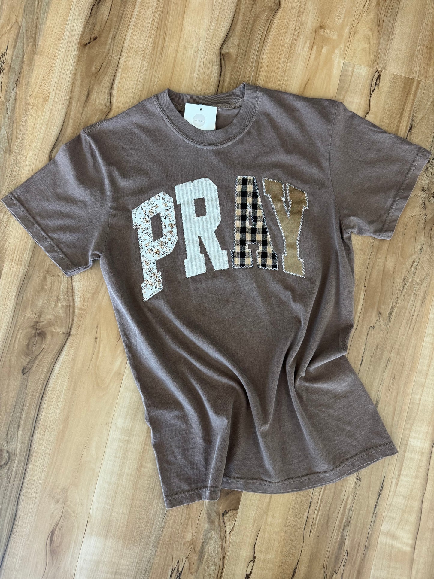 Pray tee